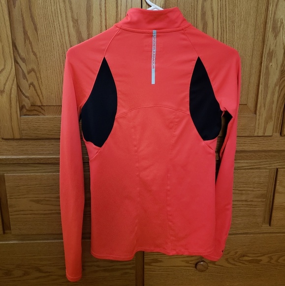 Like New Under Armour matching Athletic Suit - Picture 6 of 8
